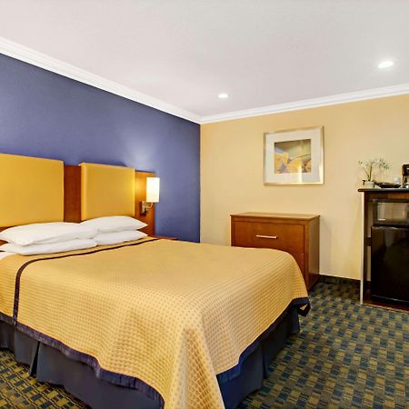 Days Inn San Francisco - Lombard Zewnętrze zdjęcie